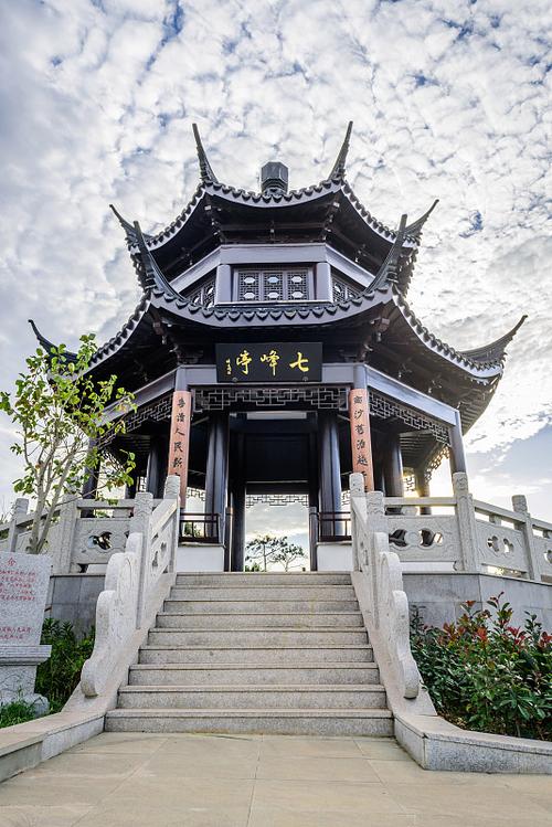 常熟铜官山风光与常熟商贸的共生图景
