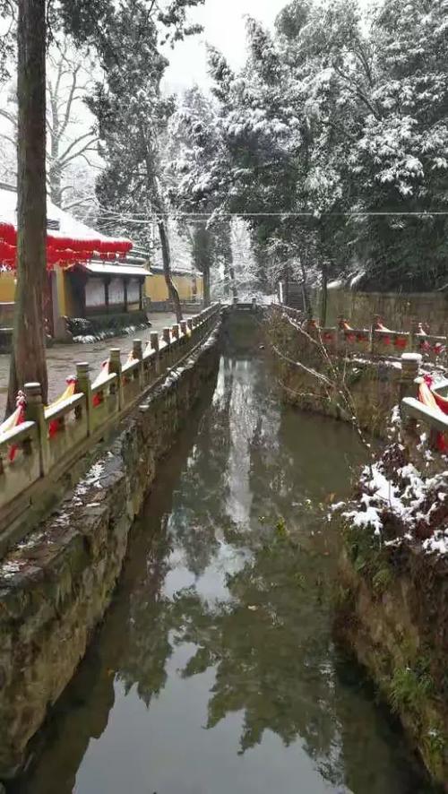 常熟位于中国县域经济,文化,金融,商贸,会展和航运中心的前列